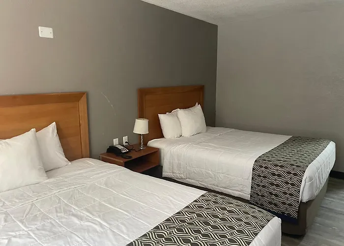 Cheap hotels Microtel Inn & Suites Newport News