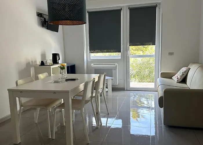 Golden Beach Residence