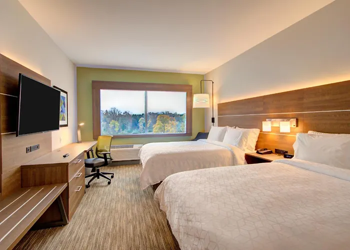 Trip to College Holiday Inn Express & Suites Charlotte Southwest By Ihg