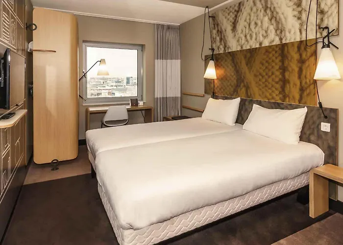  Ibis Amsterdam City West