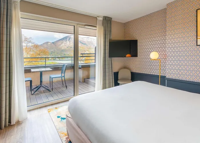 Le Splendid Lac D'Annecy - Handwritten Collection