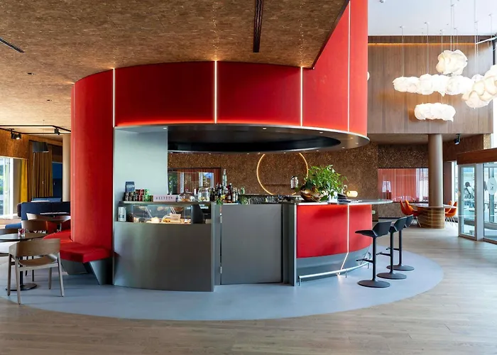  Novotel Zurich City West