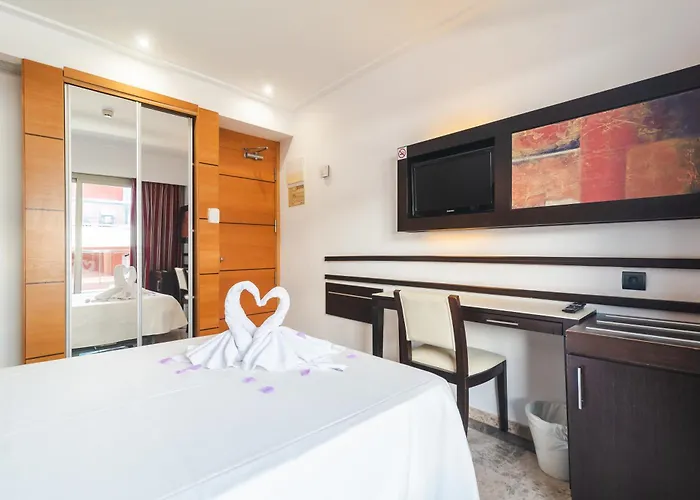  Mll Mediterranean Bay - Adults Only