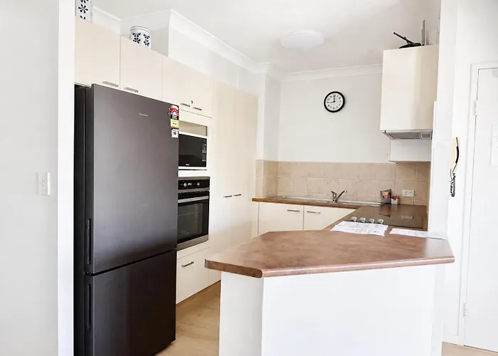 Pelican Cove Waterfront Apartment