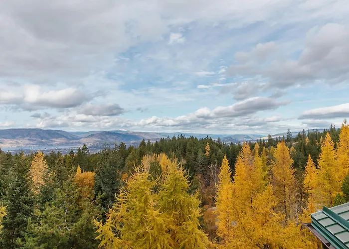 Myra Canyon Guest Ranch