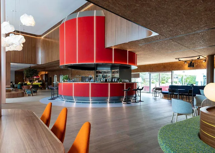 Novotel City West