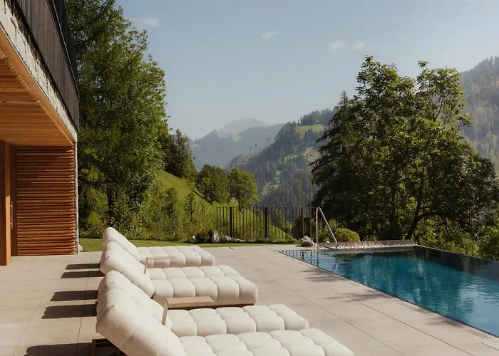 Les Dolomites Mountain Lodges