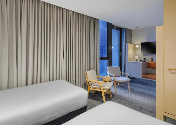 5 star hotels Brady s Central Melbourne