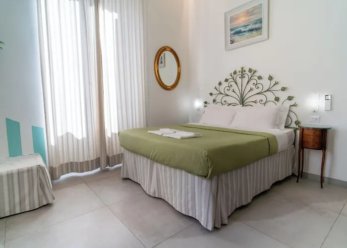 Teresa Rooms & Suites