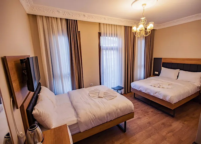 Grand Balyan Hotel & Restaurant