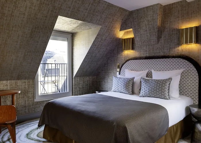 Hotel Des Carmes By Malone