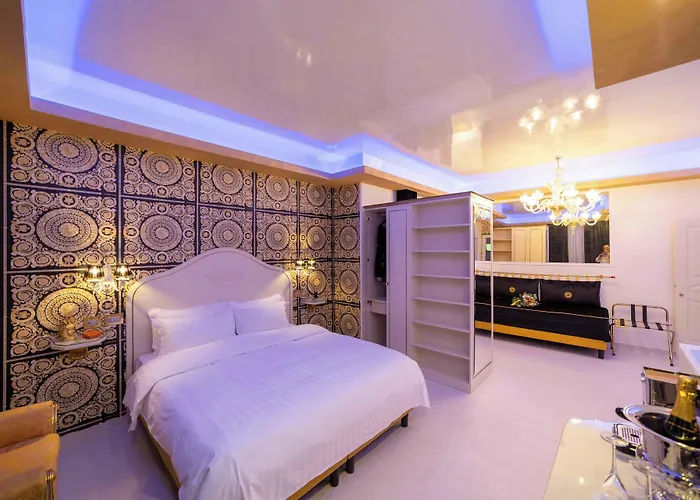 Leucosya Luxury Rooms