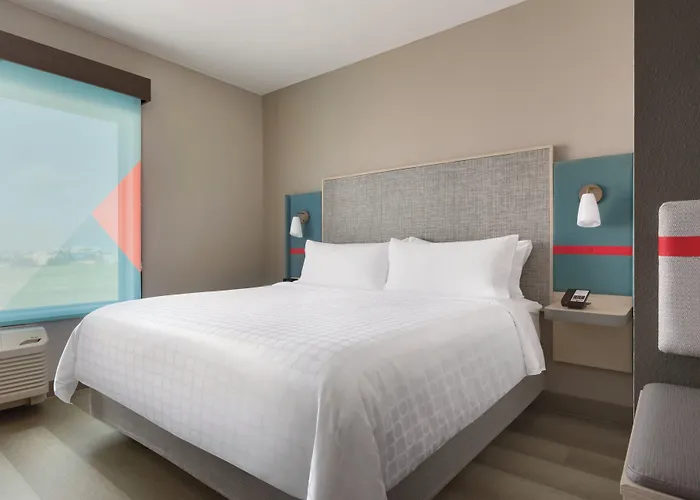 Сity center hotels Avid Ocala Downtown By Ihg