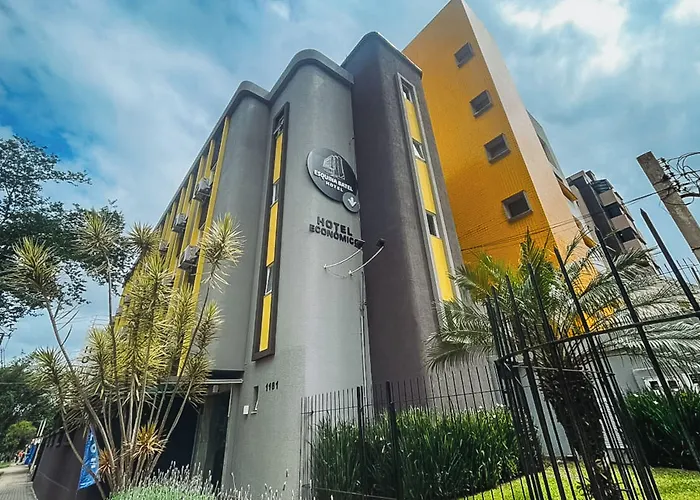 Esquina Batel - Hotel Econômico