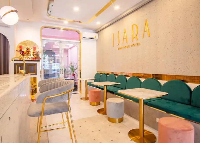 Isara Boutique And Cafe