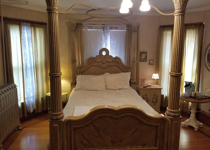 Historic Victorian Inn