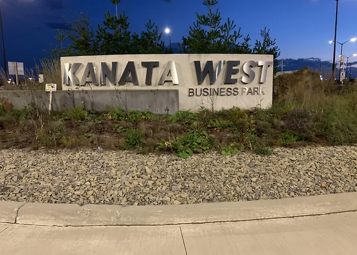 Pets Allowed Hotel Wingate By Wyndham Kanata West Ottawa