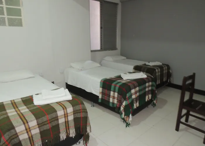 Hotel Economy 888 - Próximo a Praça da Estação e Rodoviária