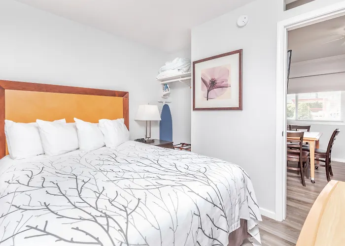 3 star hotels Westridge Motor Inn