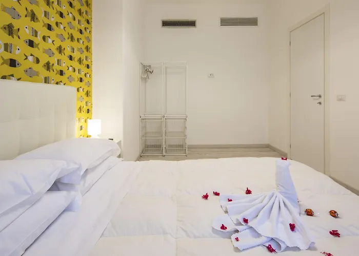 Flower Suites Sorrento