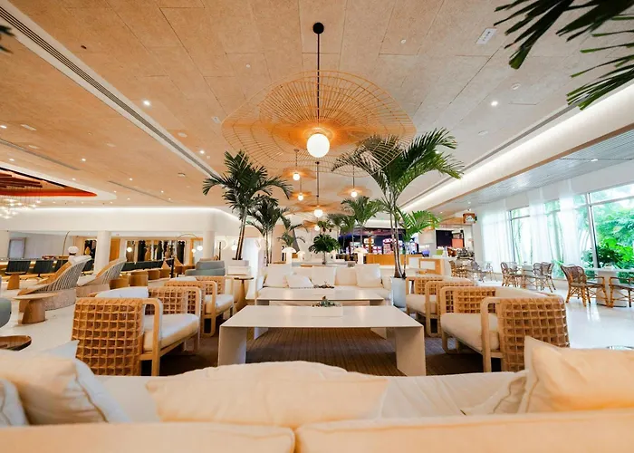 Courtyard By Marriott Isla Verde Beach