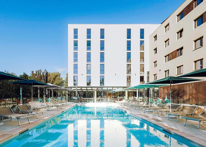 Greet La Rochelle Centre