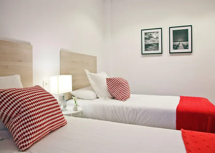 Feelathome Suites s