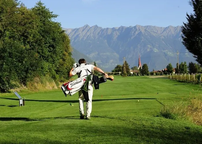 Bio & Wellnesshotel Pazeider - Healing Garden Above Meran