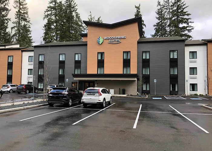 Golf hotels Woodspring Suites Seattle Redmond