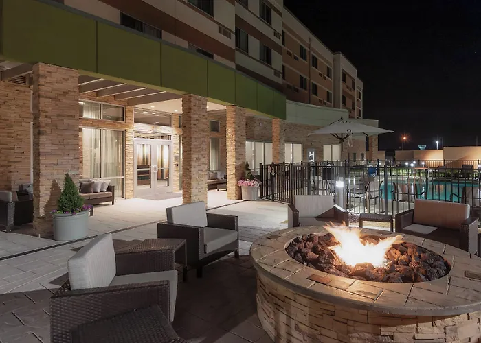 Courtyard By Marriott