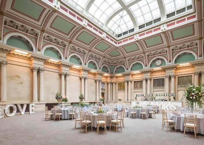 Spa Hotels Resorts Harbour & Spa Bristol
