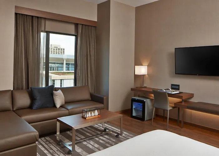 Ac Hotel By Marriott Minneapolis Downtown