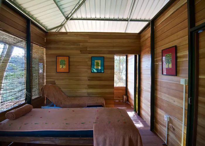 Mountbatten Bungalow- Thema Collection