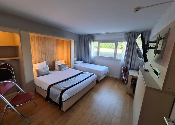 C SUITES Chambres Spacieuses