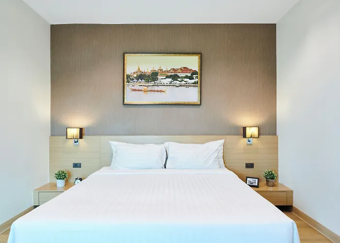 5 star hotels Adelphi Pattaya