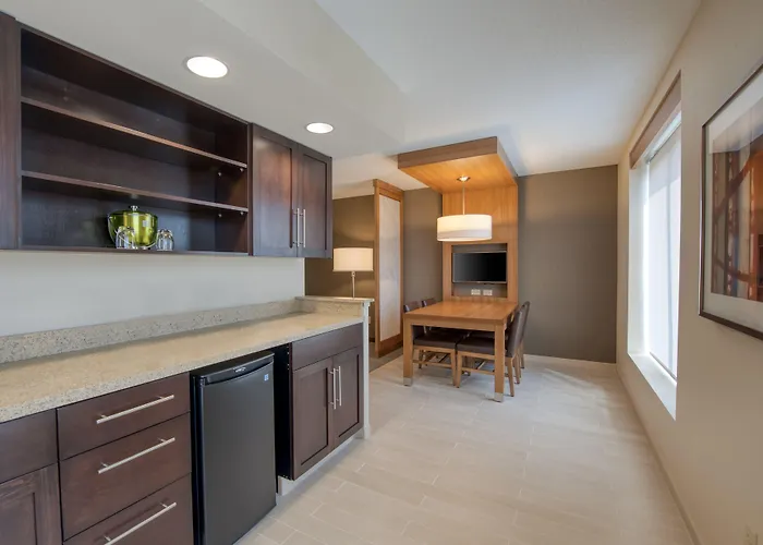 Hotels with pool Hyatt Place Durham Southpoint