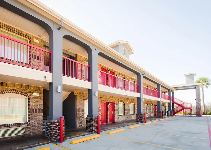 Cheap hotels Home Place Inn