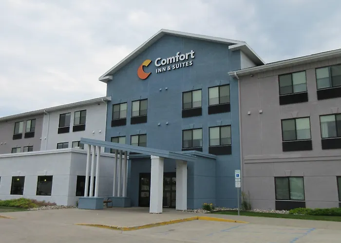 Lodge And Suites