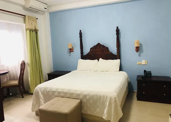 La Casona Dorada