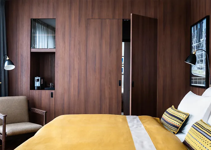In Luxury hotels Ameron Hamburg Speicherstadt