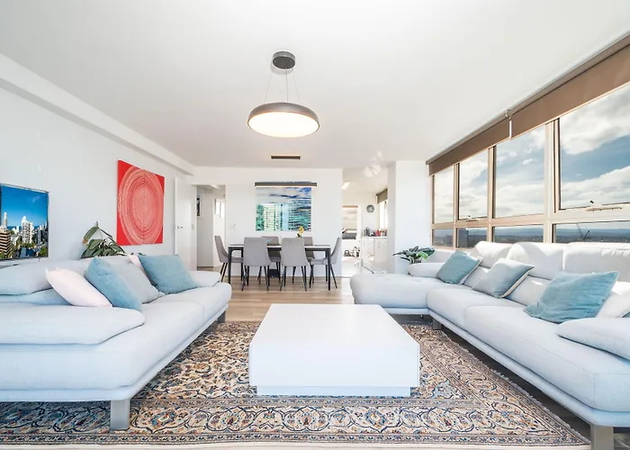 Condor Apartments By Premium