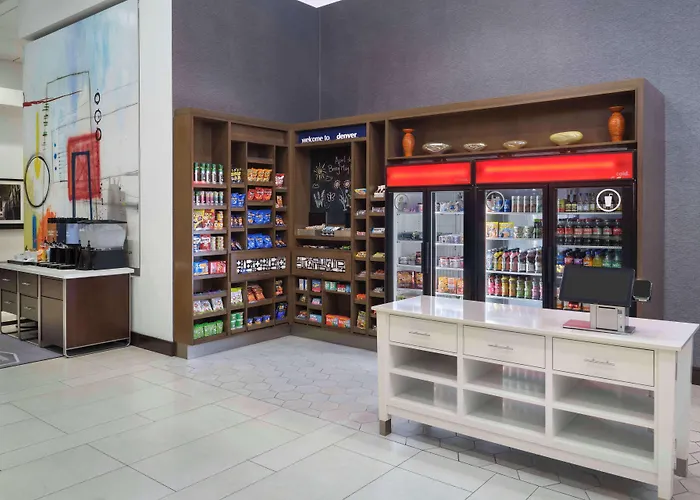 Hotels with pool Hampton Inn & Suites Denver Downtown Convention Center