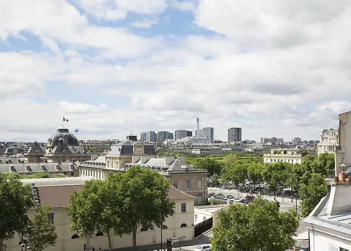 Hotel Eiffel Turenne