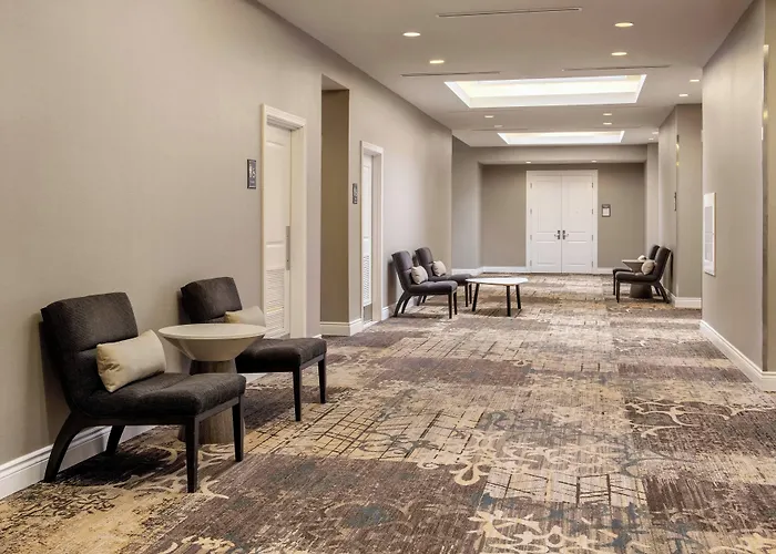 Residence Inn By Marriott Kingston Water'S Edge