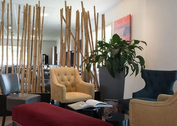 The Originals City, Hôtel Le Causséa, Castres (Inter-Hotel)