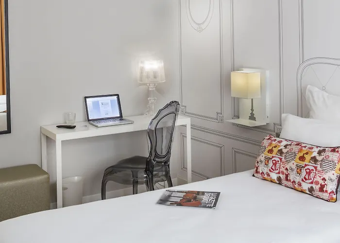 Hotel Paris Vaugirard