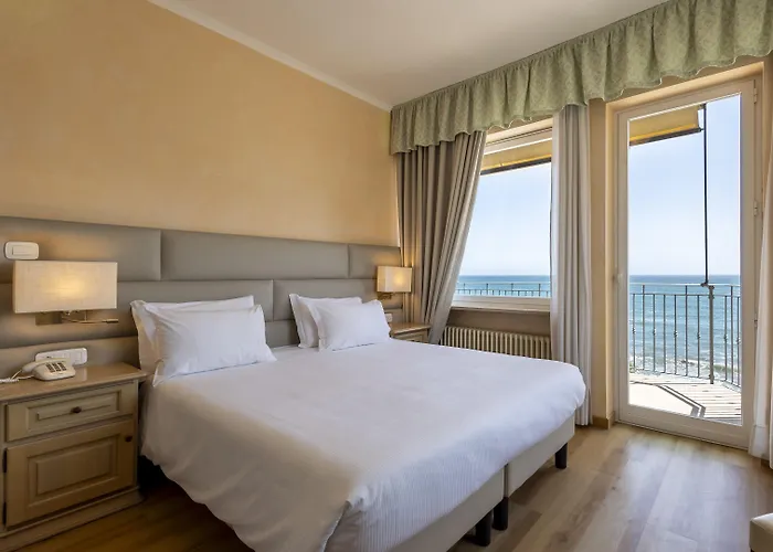  HOTEL Diano Marina Palace