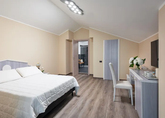 Hotel Con Piscina Rivoli