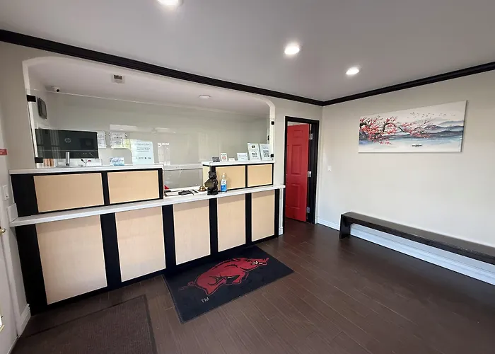 Regency 7 Motel