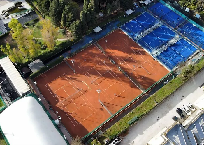 LH Excel Roma Montemario